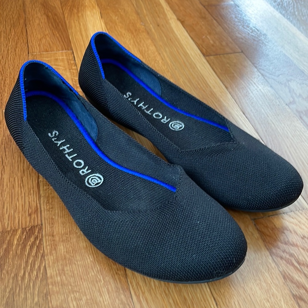 Rothy’s round toe flats